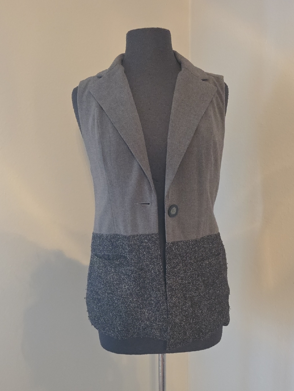 CAbi Grey Two-Tone Sleeveless Blazer Vest
